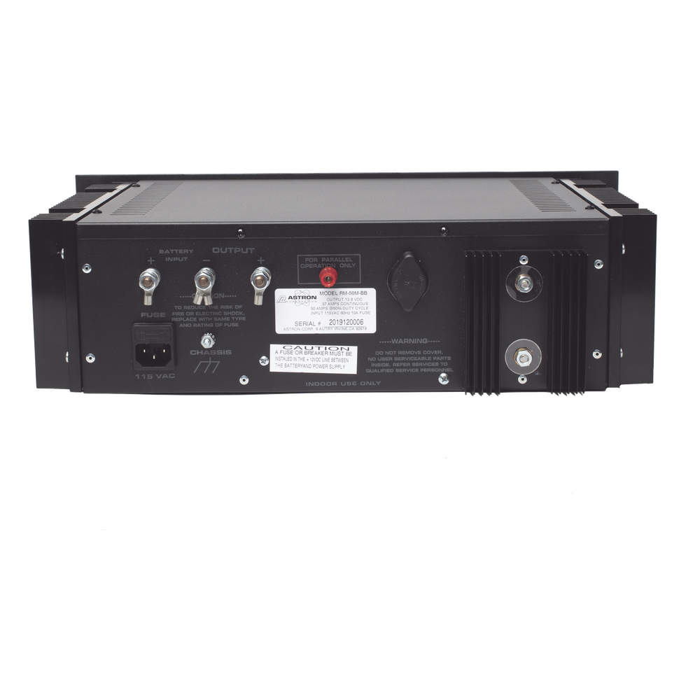 Fuente de poder 13.8Vcc, 50A, lineal regulada con circuito cargador de baterías, medidores, para instalación en rack