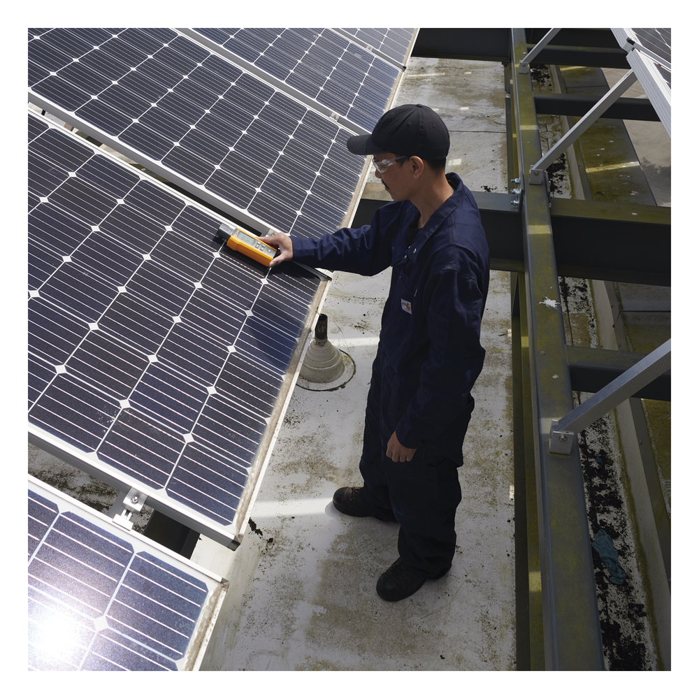 Medidor de Radiación Solar para Instalación, Mantenimiento y Generación de Informes de Paneles Solares o Sistemas Fotovoltaicos, Medida instantánea de hasta 1400 W/m²