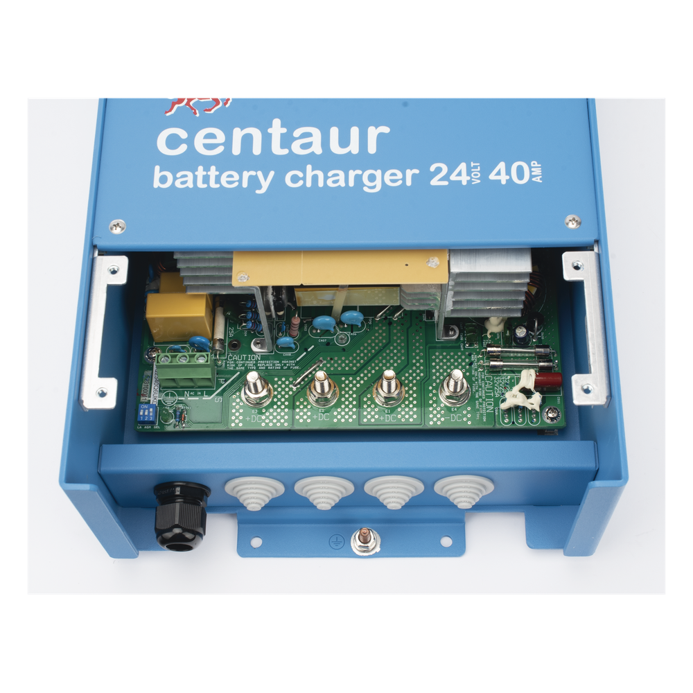 Centaur 24/40 / Cargador de Baterías 24V, 40A / Para Ambientes Marinos y Terrestres. /  Bancos de 160 a 400 Ah
